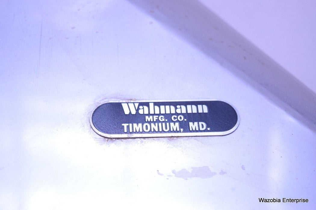 WAHMANN TIMONIUM LABORATORY RESEARCH CAGE WITH MAGNEHELIC WATER PRESSUR GUAGE