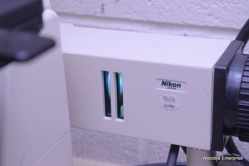 NIKON DIAPHOT 300 FLUORESCENCE PHASE CONTRAST INVERTED MICROSCOPE