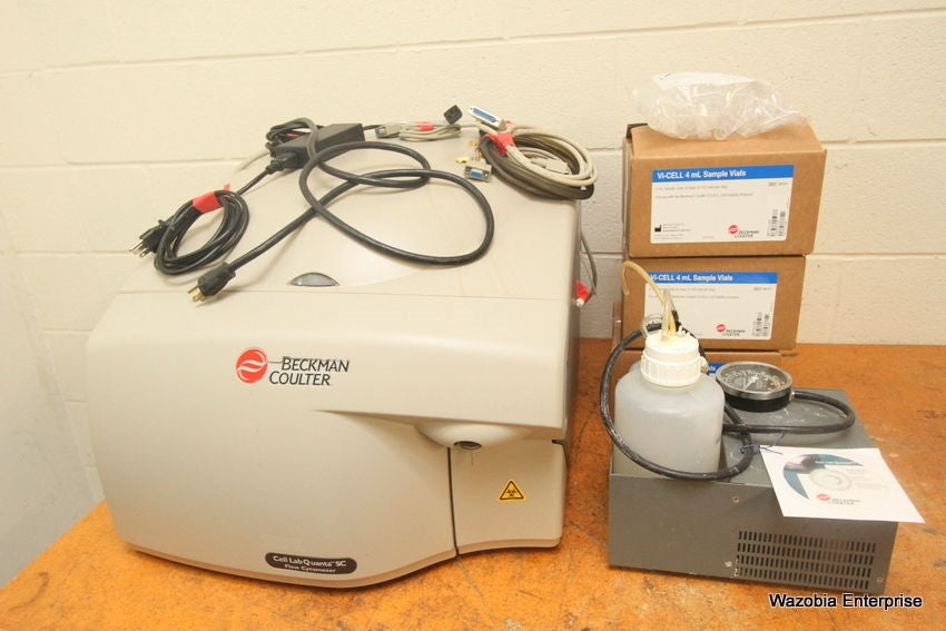 BECKMAN COULTER CELL LAB QUANTA SC FLOW CYTOMETER WITH PROGRAM DISK SOFTWARE