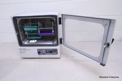 AFFYMETRIX GENECHIP HYBRIDIZATION OVEN 640