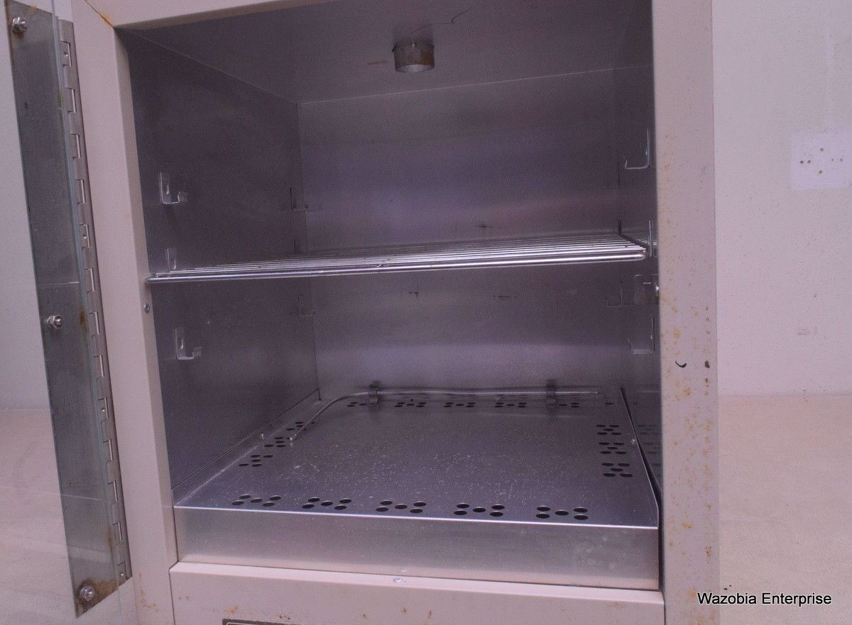 FISHER ISOTEMP 500 SERIES OVEN MODEL 516D