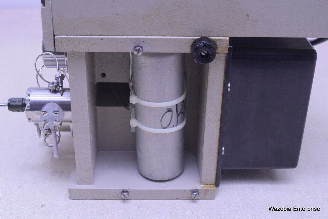 MILLIPORE  WATERS MODEL 501 SOLVENT DELIVERY SYSTEM HPLC PUMP