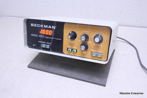 BECKMAN MODEL 4500 DIGITAL PH METER