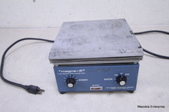 COLE-PARMER MAGNE-4 4 UNIT MAGNETIC STIRRER WITH HOT PLATE  MIXER