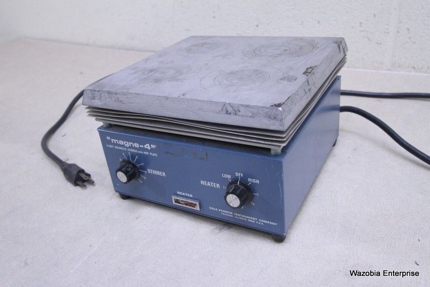 COLE-PARMER MAGNE-4 4 UNIT MAGNETIC STIRRER WITH HOT PLATE  MIXER