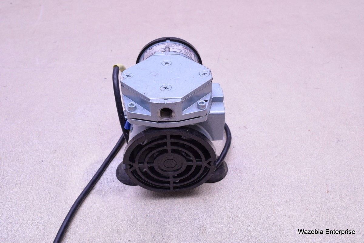 GAST VACUUM PUMP MODEL 4Z026