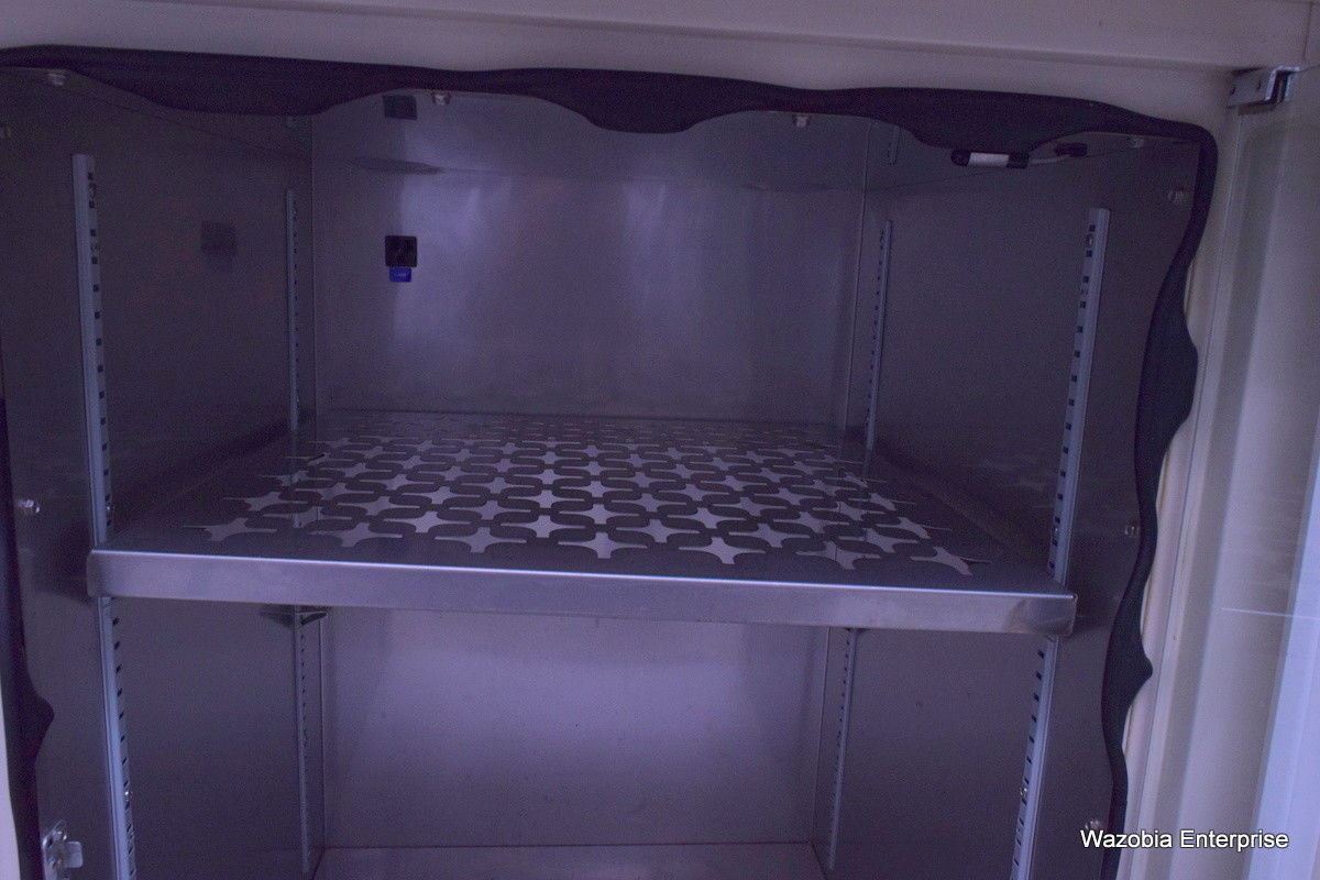 VWR SCIENTIFIC OVEN MODEL 1540