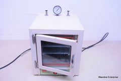 NAPCO MODEL 5831 VACUUM OVEN