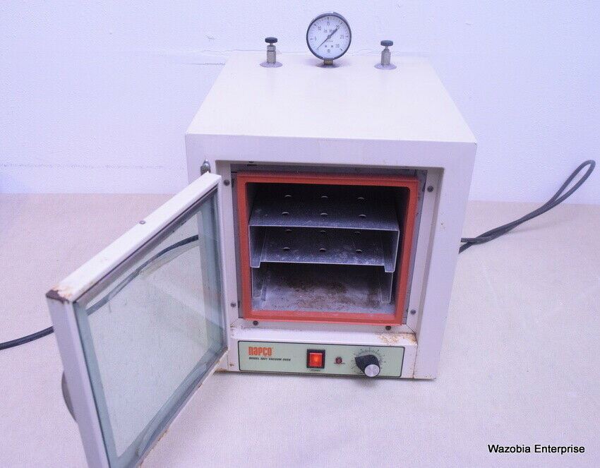 NAPCO MODEL 5831 VACUUM OVEN