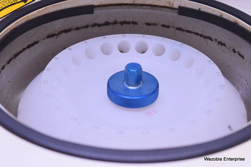 IEC MICROMAX CENTRIFUGE WITH ROTOR IEC 851