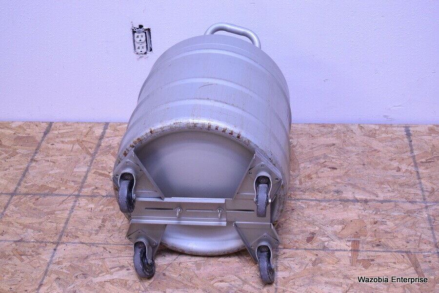 UNION CARBIDE CRYOGENIC LIQUID NITROGEN CONTAINER W/ CANISTERS TYPE LD-30