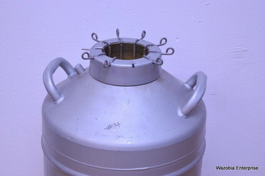 UNION CARBIDE CRYOGENIC LIQUID NITROGEN CONTAINER W/ CANISTERS TYPE LD-30